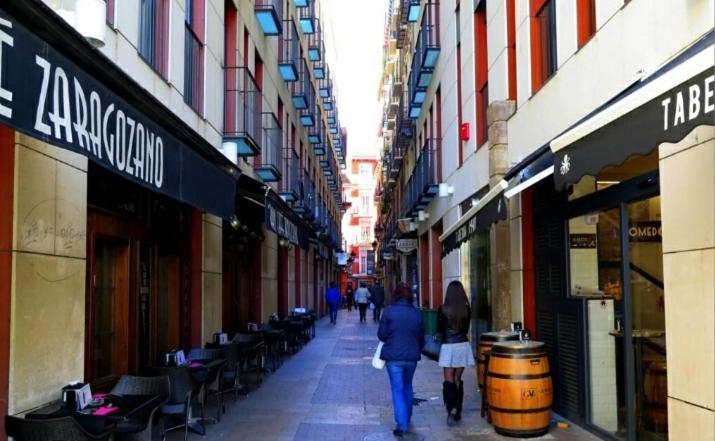 Apartamento En El Centro De Zaragoza "El Rubi Del Pilar" Bagian luar foto